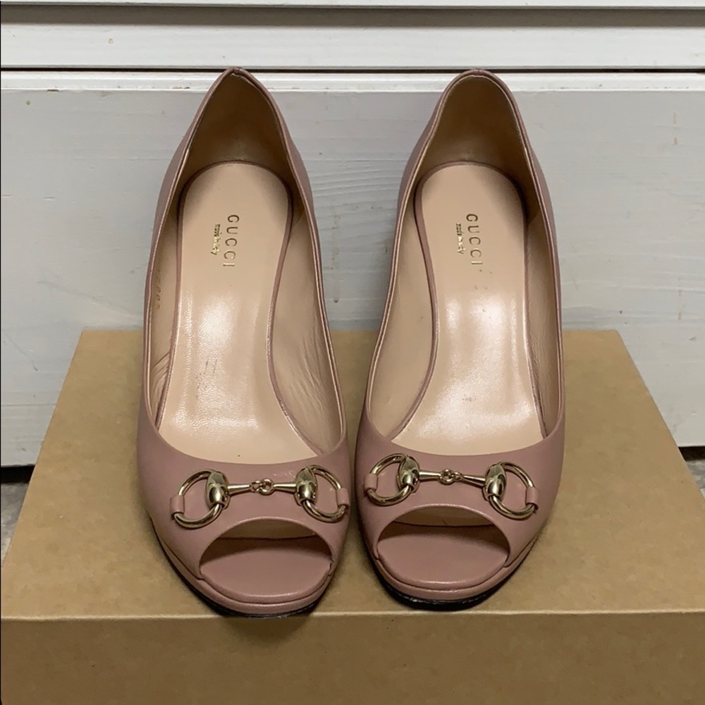 Gucci leather horsebit pump heels